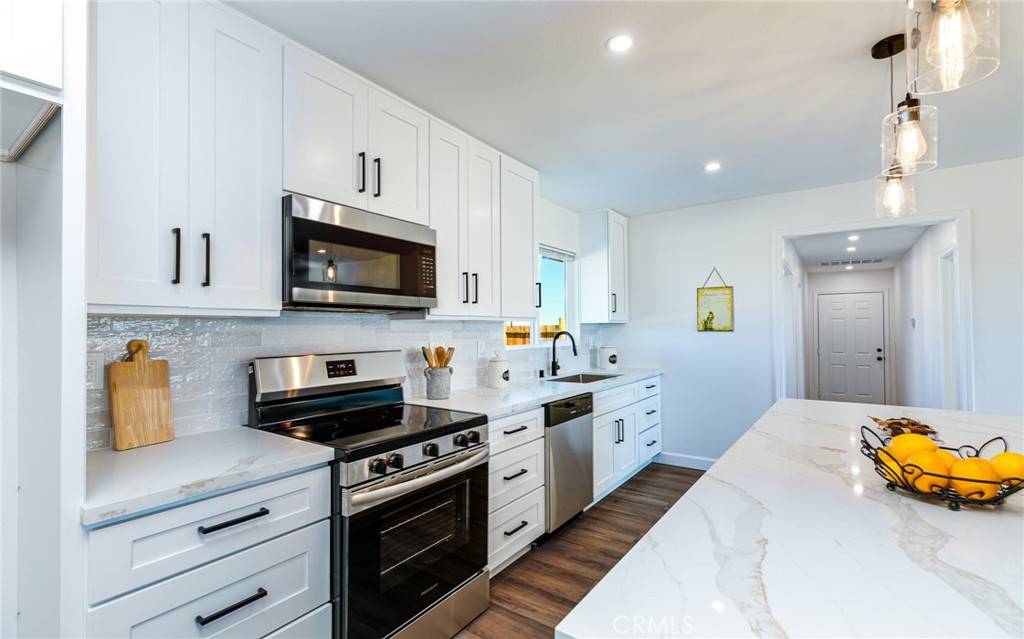 Landers, CA 92285,60396 Napa RD