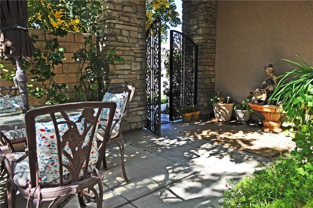 Banning, CA 92220,1132 Foothill DR