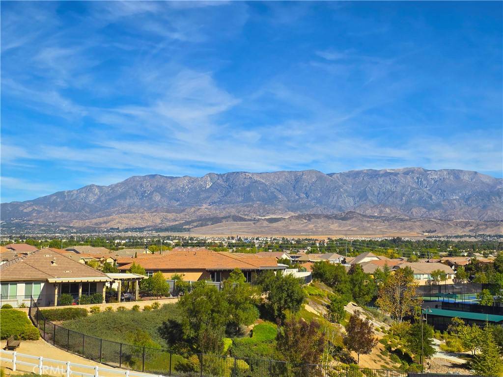 Beaumont, CA 92223,428 Saddlerock