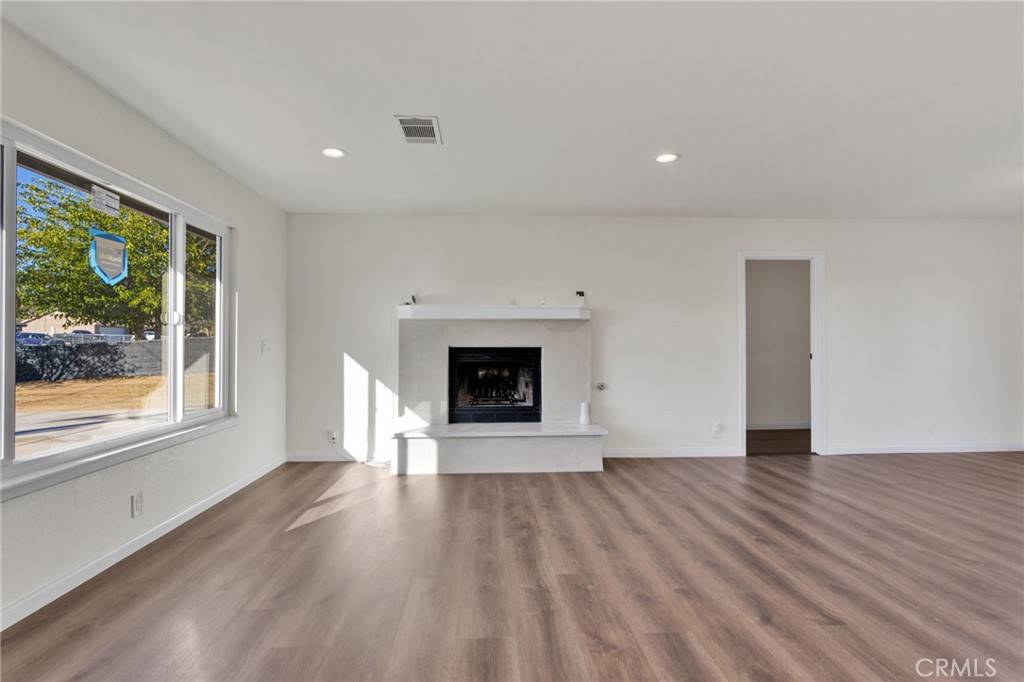 Hesperia, CA 92345,17826 Chestnut ST