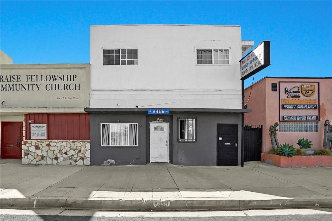 Inglewood, CA 90305,8469 S Van Ness