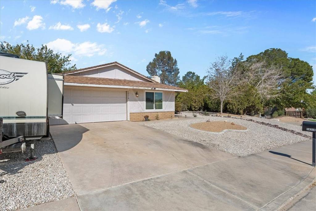 Victorville, CA 92395,14318 Montecito