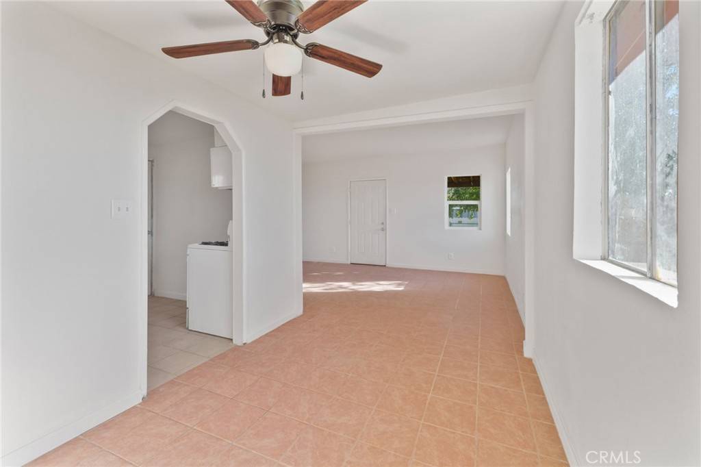 Yermo, CA 92398,569 W Williams #1