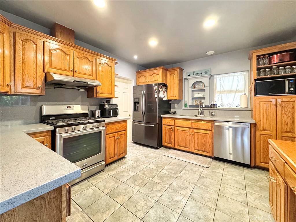 Whittier, CA 90601,6266 Western