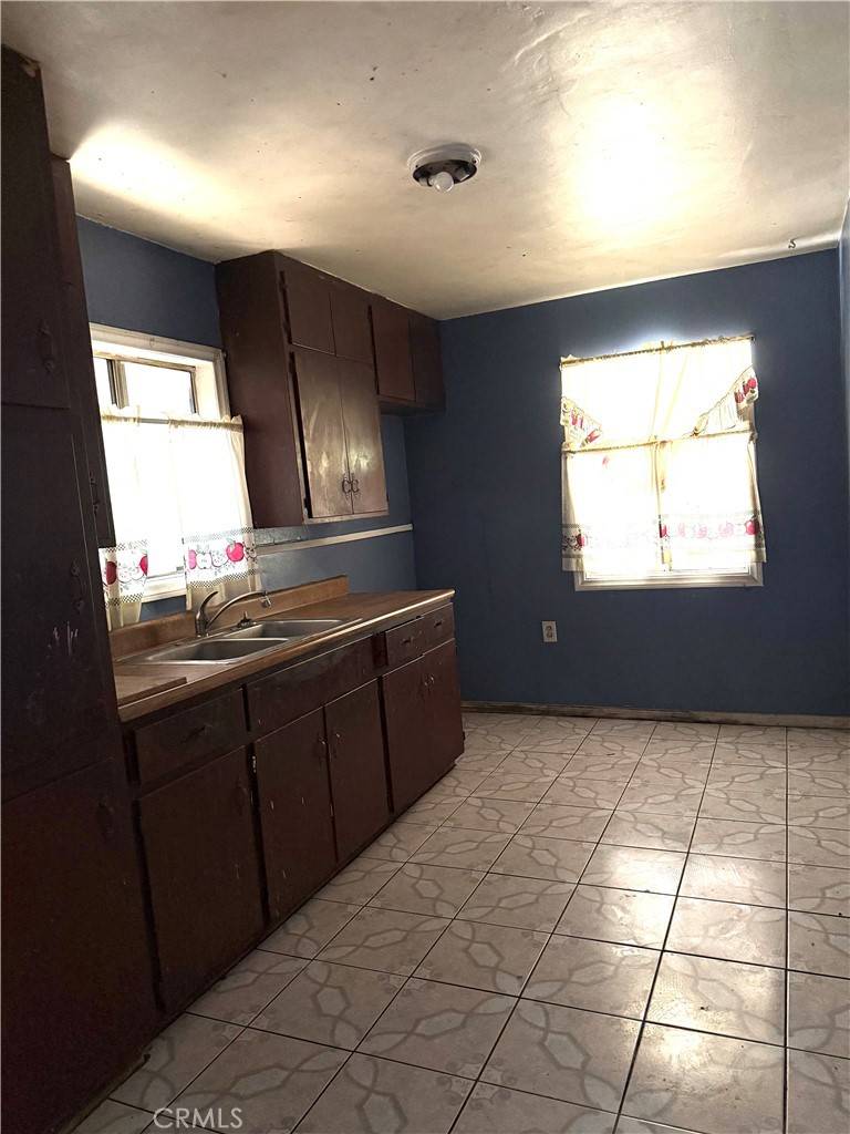 Colton, CA 92324,146 Orange AVE