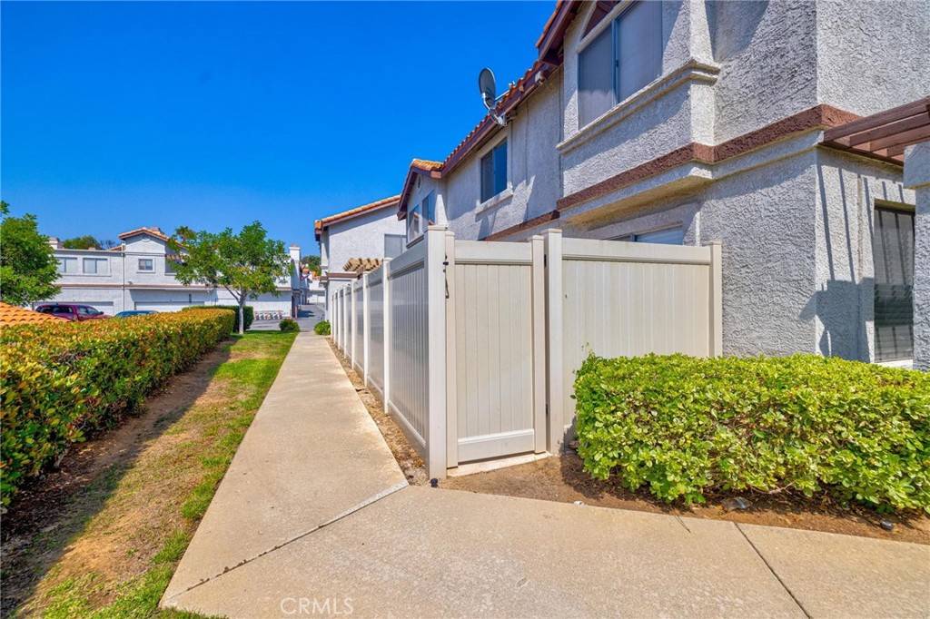 Diamond Bar, CA 91765,24232 Sylvan Glen RD #A