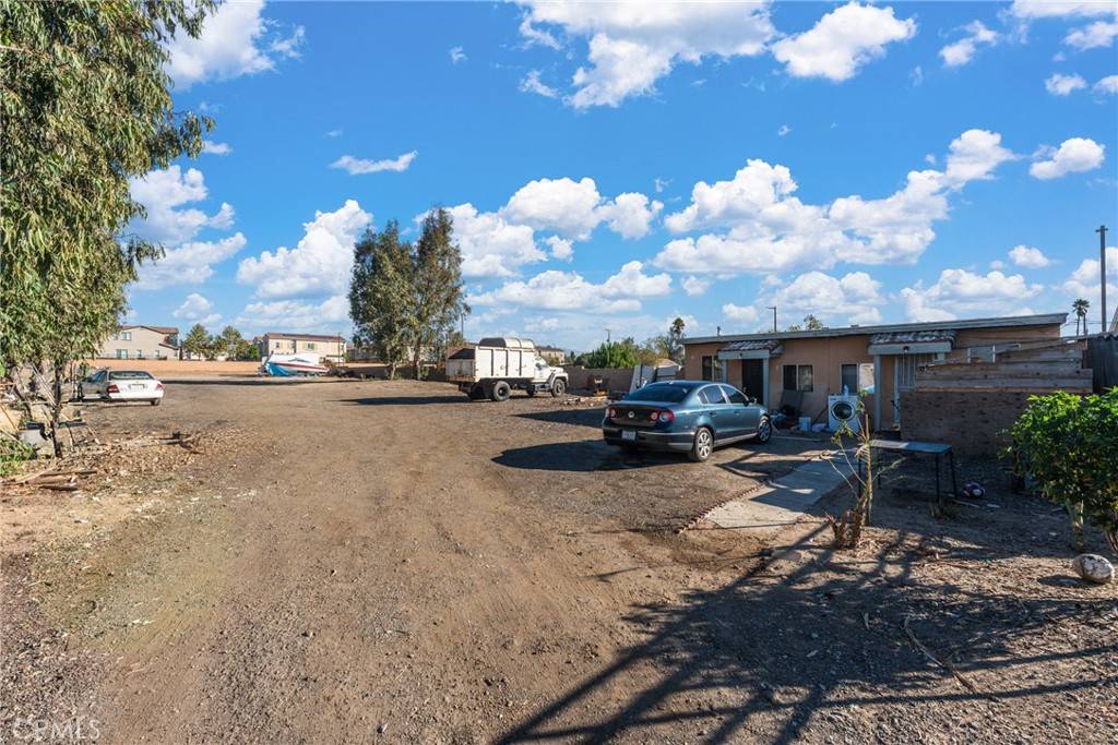 Fontana, CA 92336,16252 Baseline