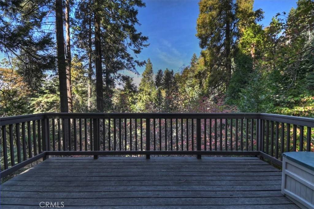 Lake Arrowhead, CA 92352,804 Oakmont