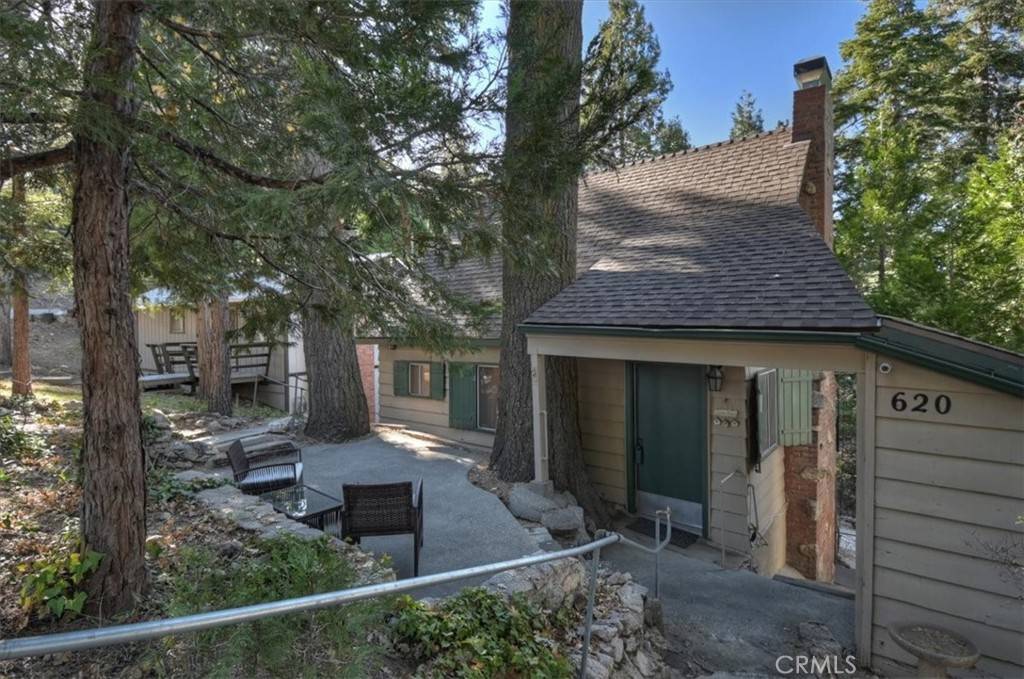 Twin Peaks, CA 92391,620 Cedar LN