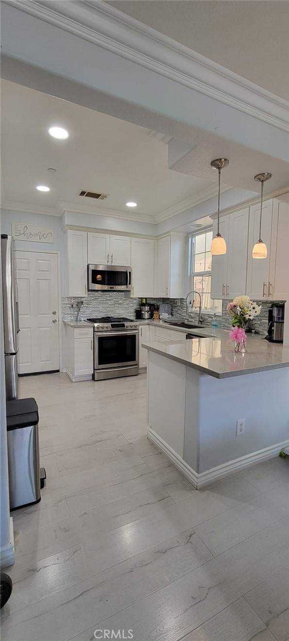 Riverside, CA 92503,3345 Hatten