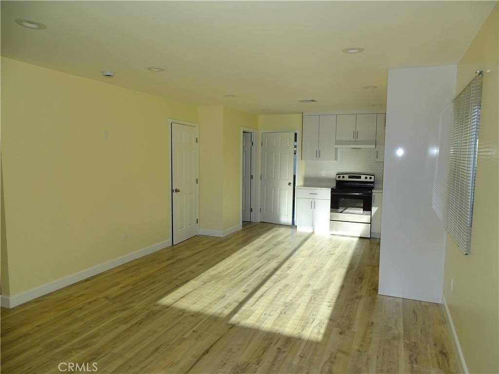 North Hills, CA 91343,16432 Halsted ST