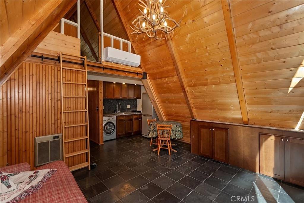 Arrowbear, CA 92382,33005 Arrowbear