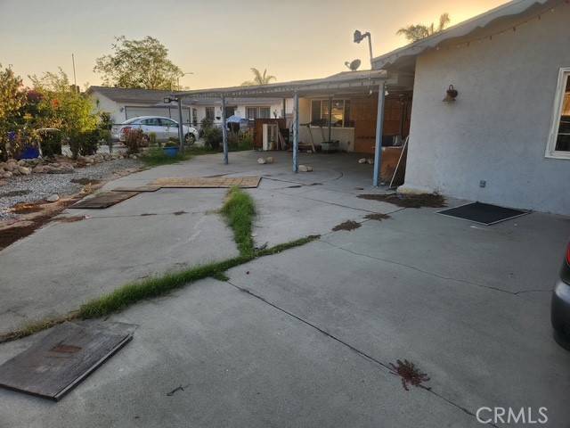 Highland, CA 92346,7804 Peacock