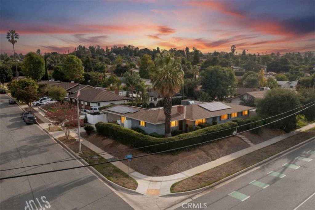 Redlands, CA 92373,1235 W Cypress AVE