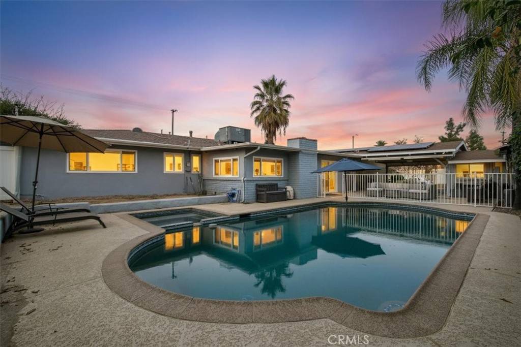 Redlands, CA 92373,1235 W Cypress AVE