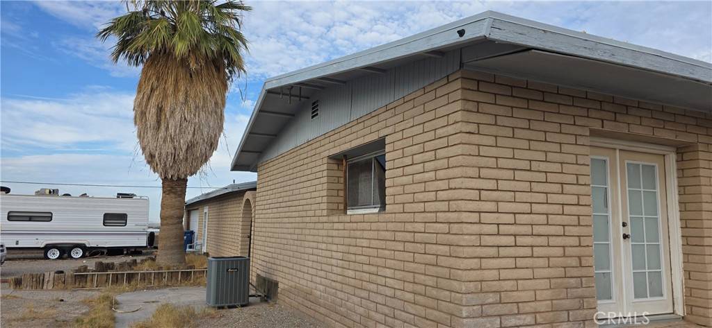 Needles, CA 92363,333 Victory