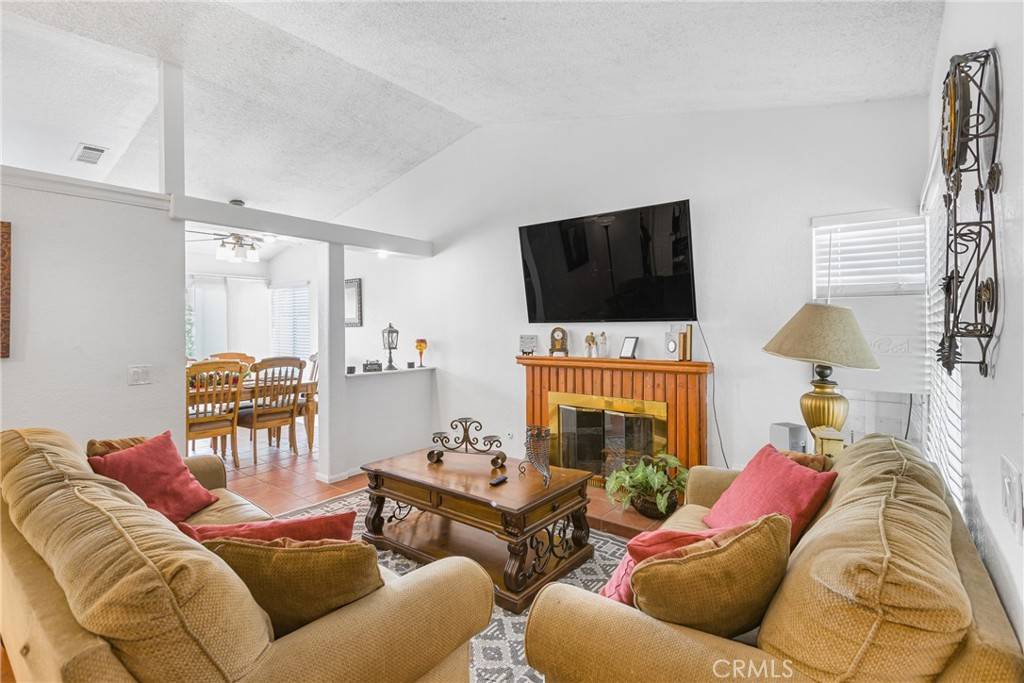 Perris, CA 92571,1829 Springtree