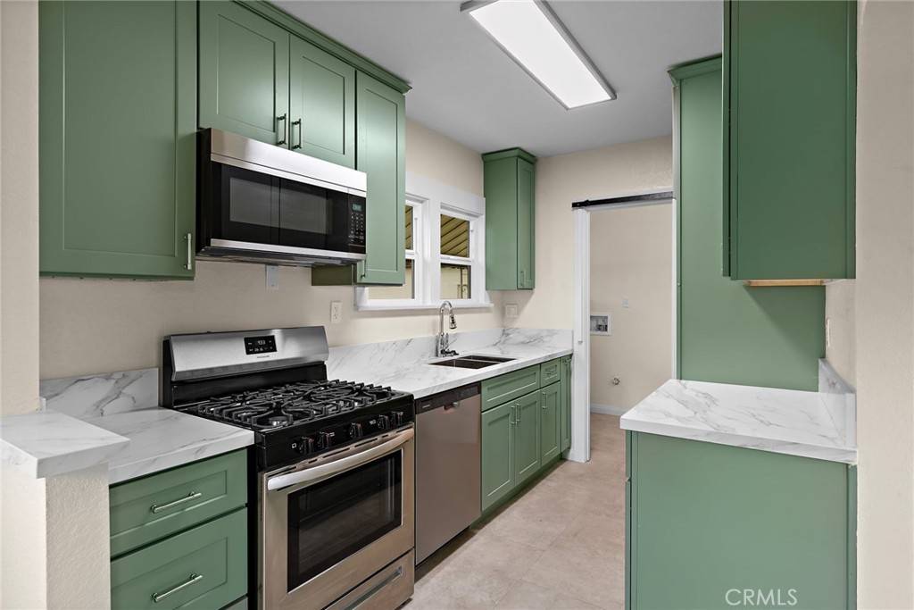 Yucaipa, CA 92399,11750 California