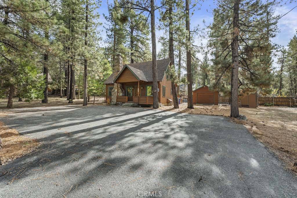 Big Bear Lake, CA 92315,39161 Buckthorn