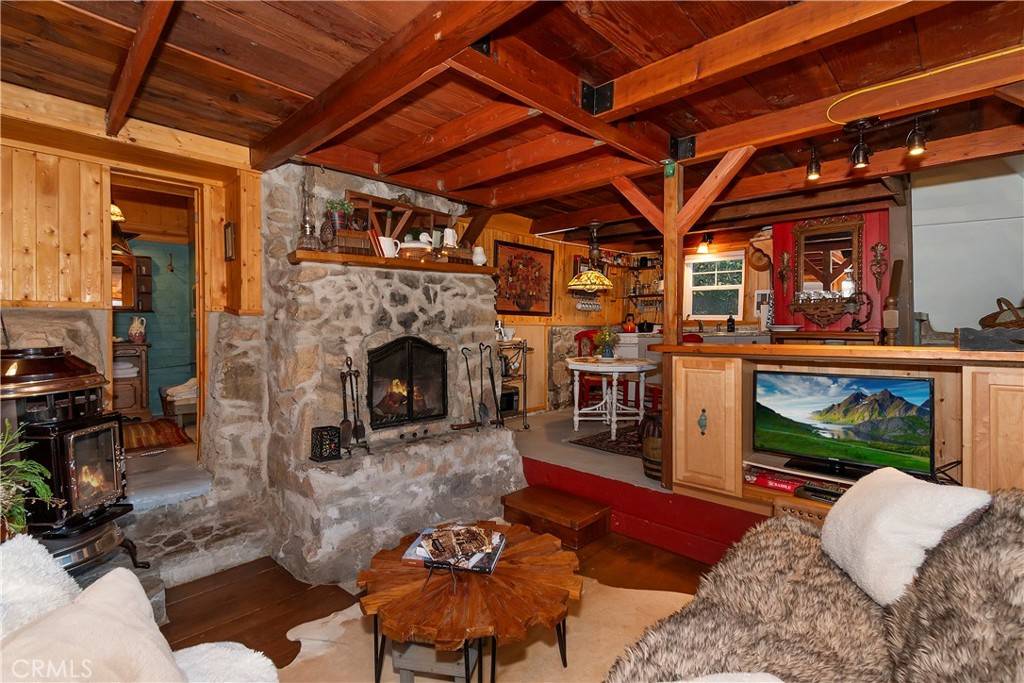 Crestline, CA 92325,23270 Brookside