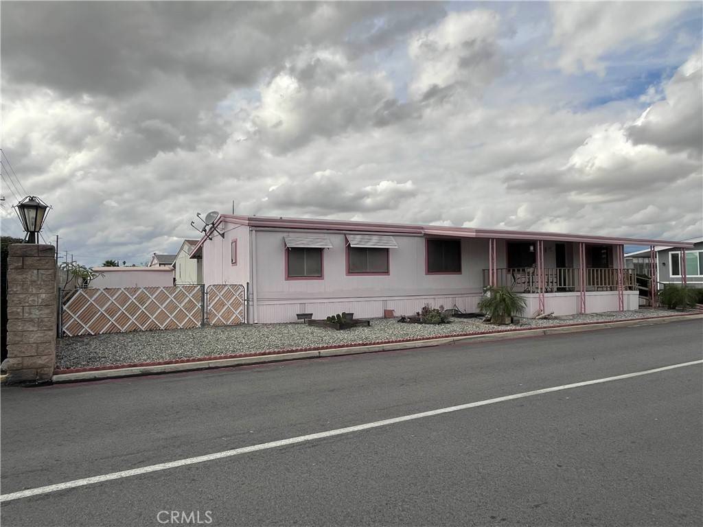 Riverside, CA 92376,200 W San Bernardino Ave #1