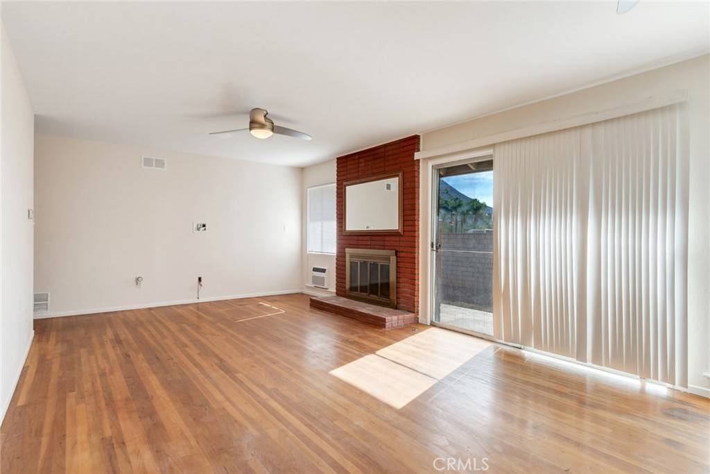 Riverside, CA 92507,194 W Blaine ST