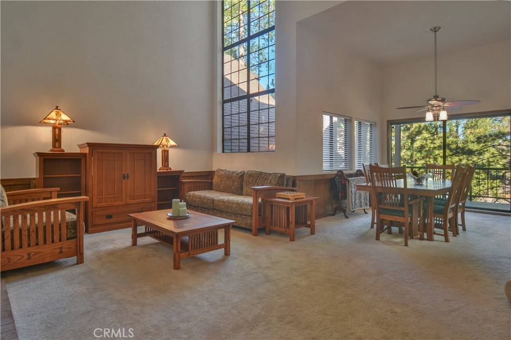 Lake Arrowhead, CA 92352,27494 White Fir