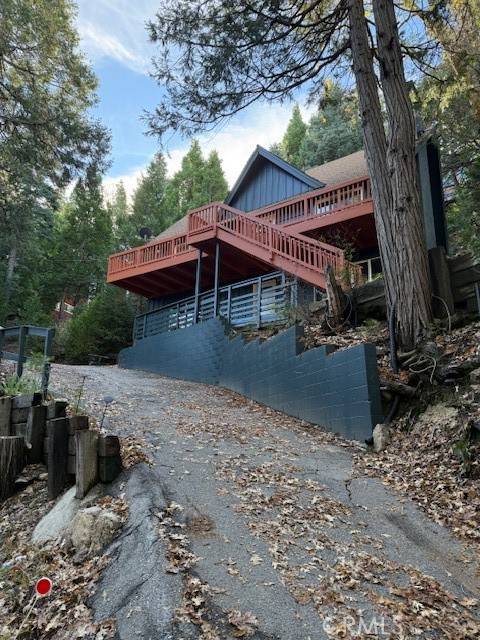 Lake Arrowhead, CA 92352,286 Terrace