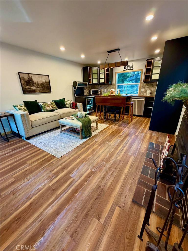 Lake Arrowhead, CA 92352,675 Pinnacle