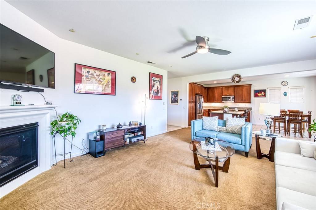 Eastvale, CA 92880,14927 Meadows