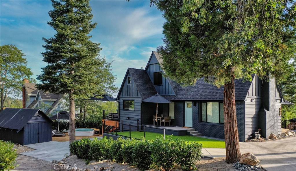 Lake Arrowhead, CA 92352,481 Heliotrope DR