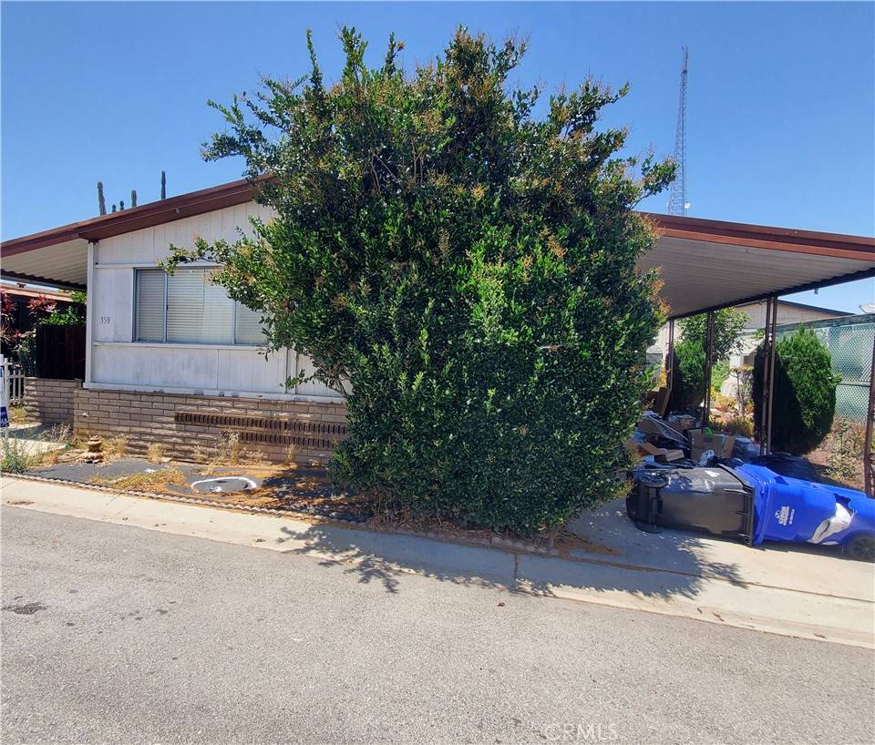 Rancho Dominguez, CA 90220,19009 Laurel Park Rd #358