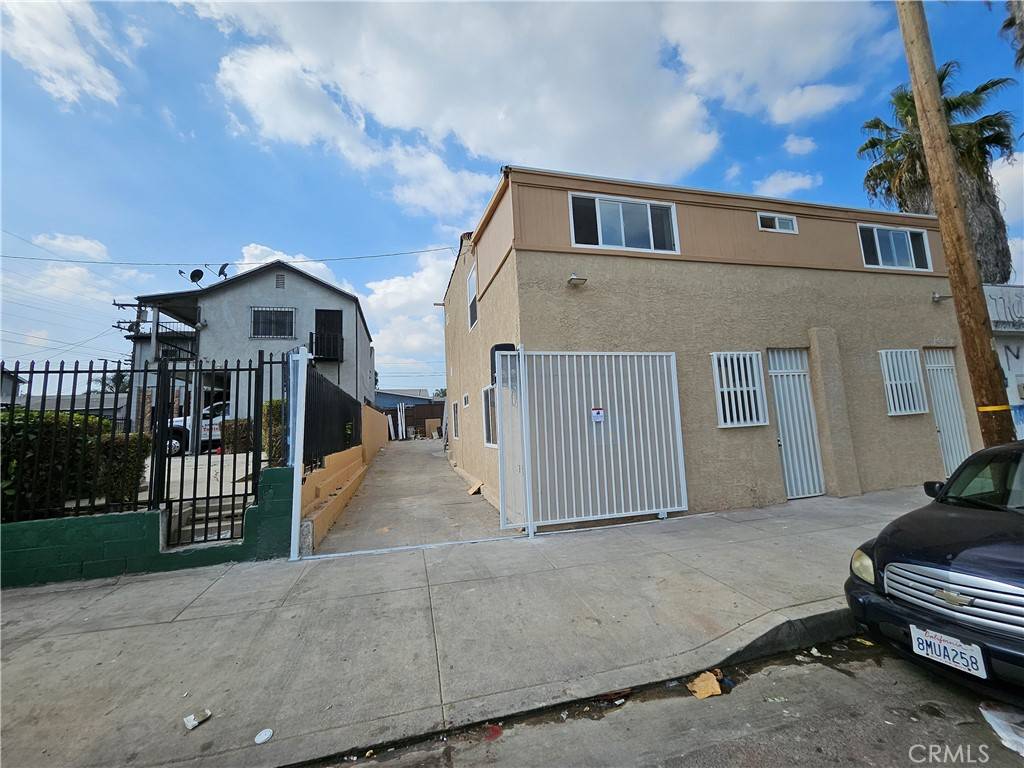 Los Angeles, CA 90044,9705 S Normandie AVE