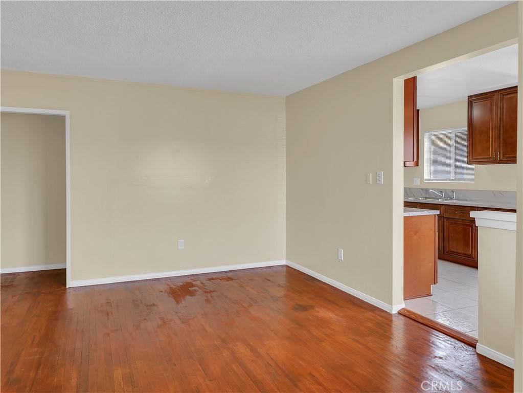 Gardena, CA 90248,413 E Darlan ST