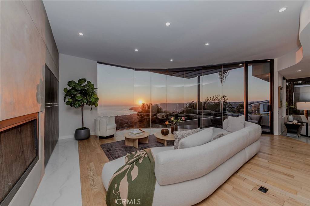 Laguna Beach, CA 92651,1195 La Mirada ST