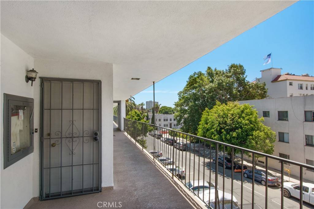 Long Beach, CA 90802,801 E 1st ST #15