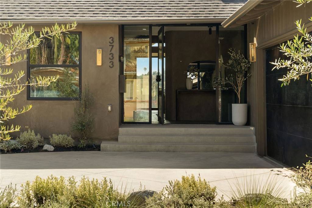 View Park, CA 90008,3733 Northland DR