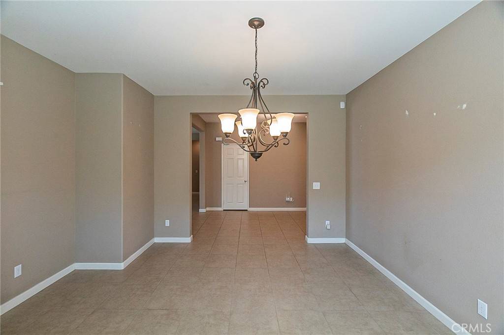 Riverside, CA 92503,17139 Broken Rock CT