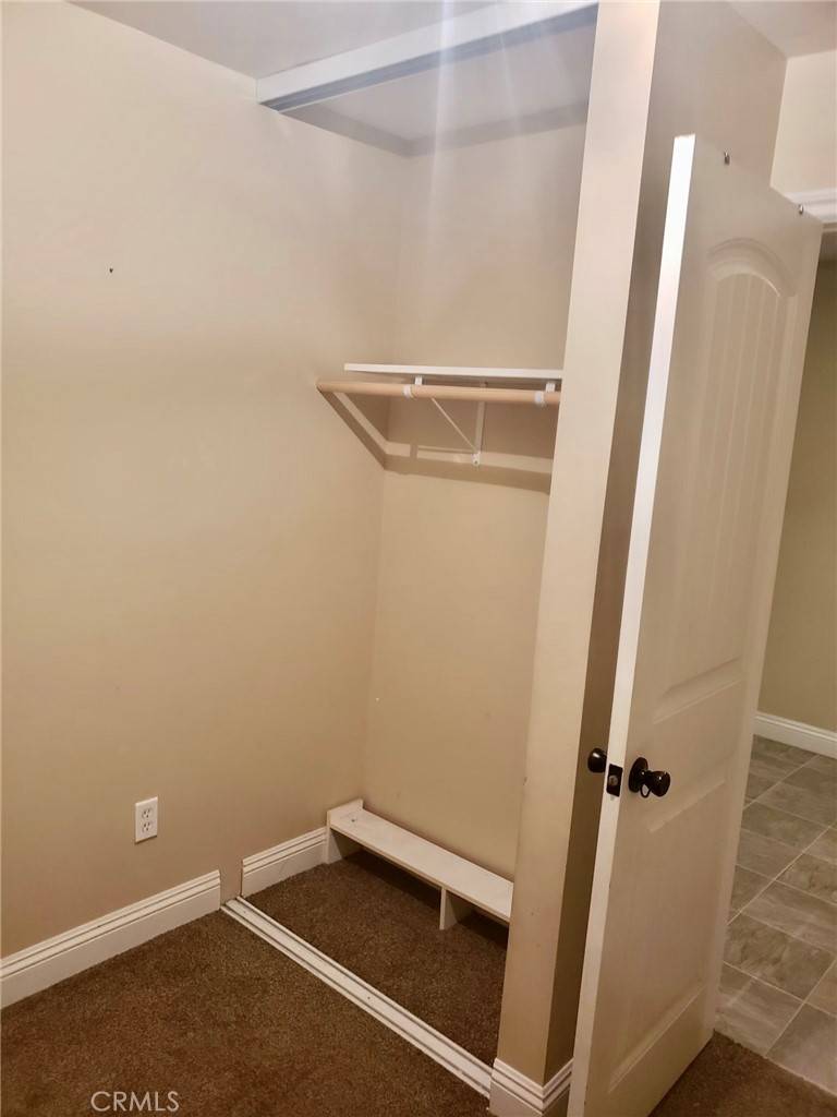 Fontana, CA 92335,15005 Merrill AVE