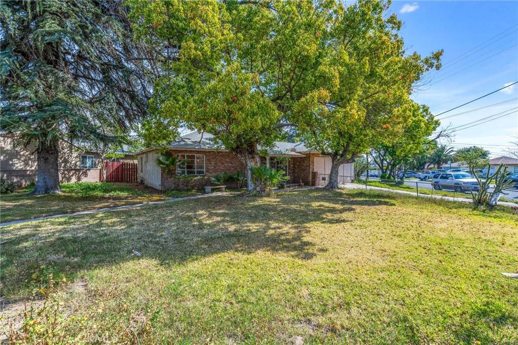 Rialto, CA 92376,157 S Sycamore AVE