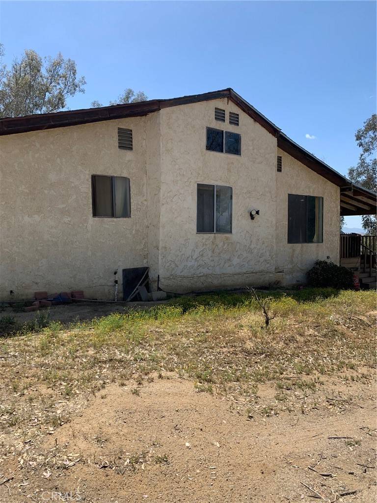 Perris, CA 92570,18435 Henry TER