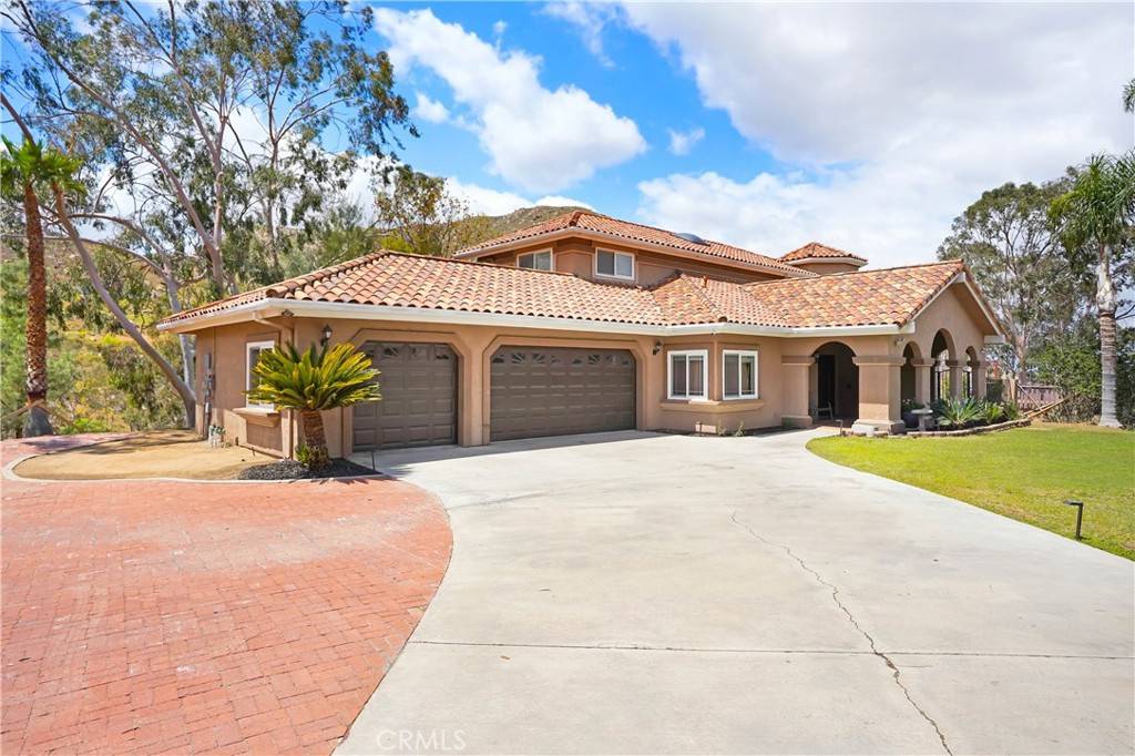 Colton, CA 92324,7120 Winship way