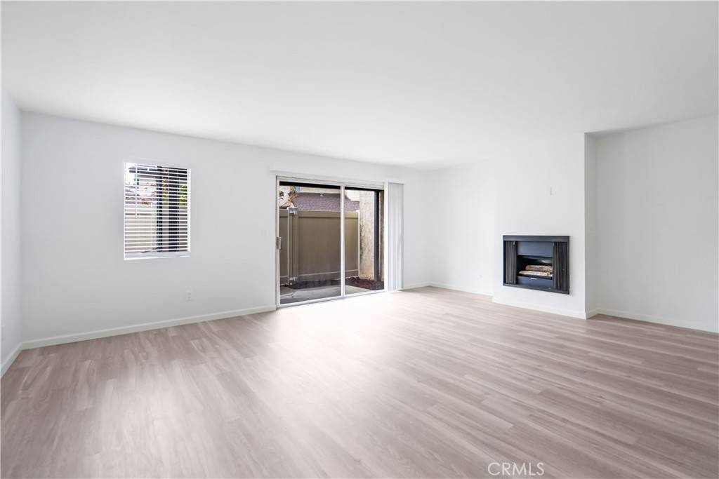 Colton, CA 92324,1184 Mohave DR