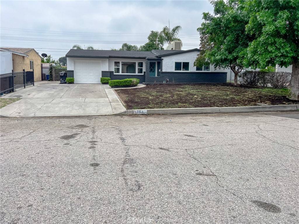 Colton, CA 92324,754 Long Beach DR