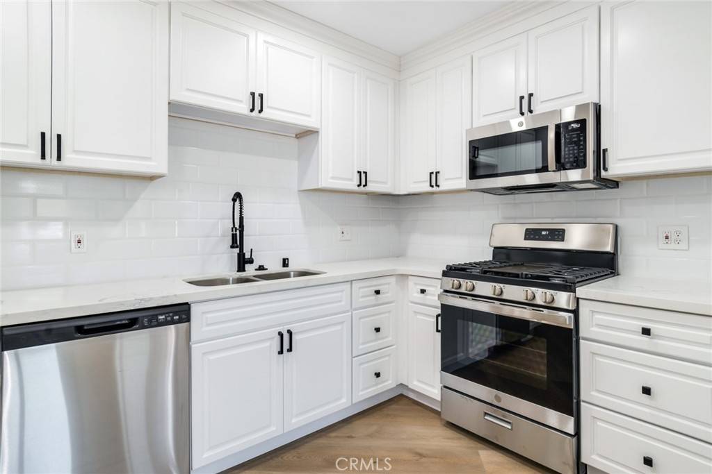 Colton, CA 92324,459 Julie ST