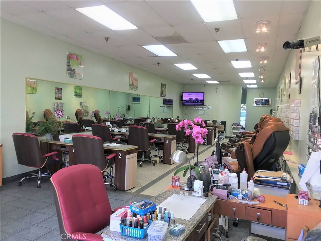 La Habra, CA 90631,1641 W Imperial HWY #51