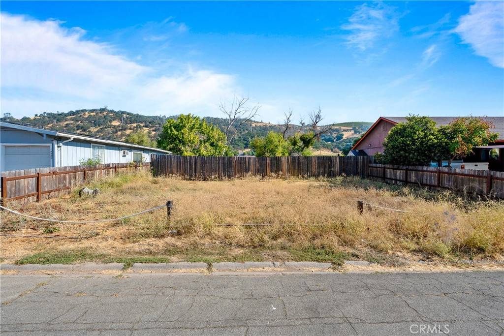 Clearlake Oaks, CA 95423,13452 Anchor