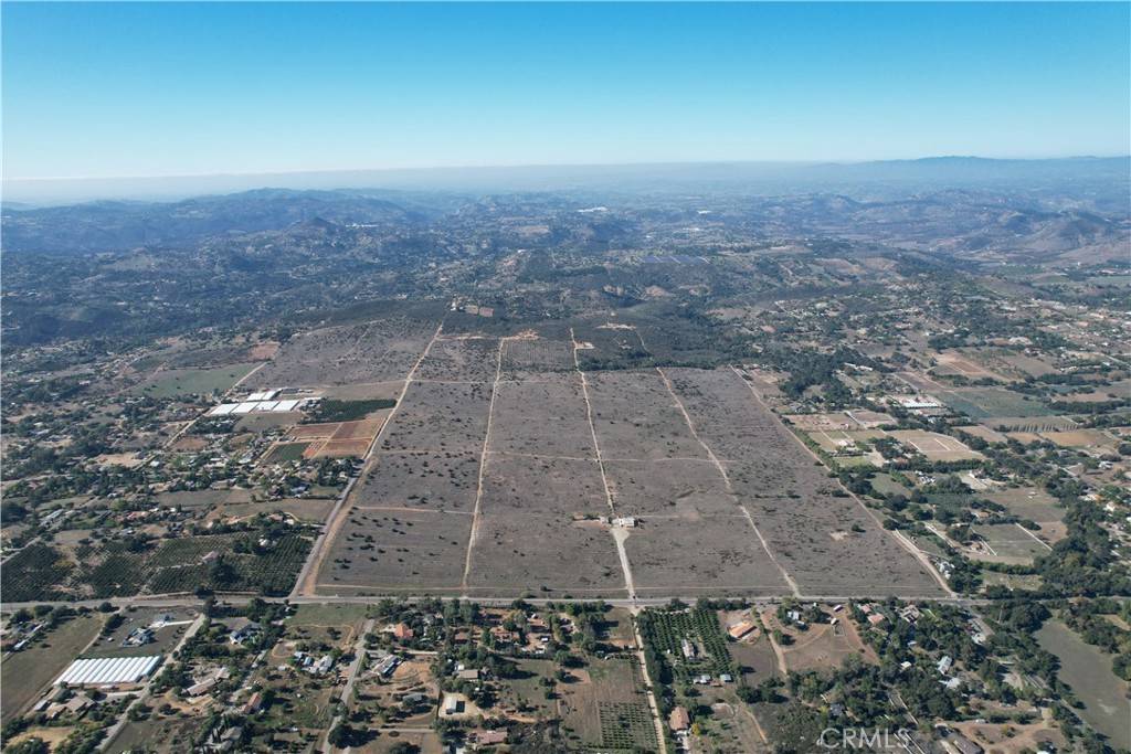 Valley Center, CA 92082,30237 Cole Grade Road