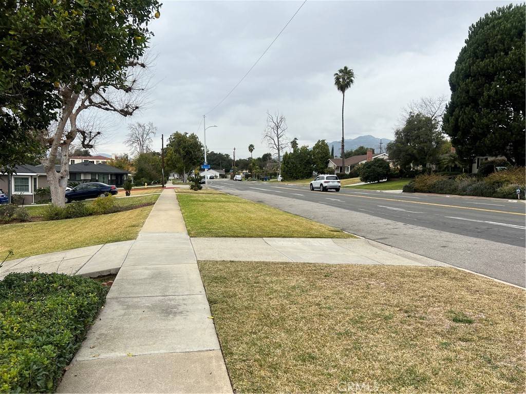 Altadena, CA 91001,86 E Mariposa ST