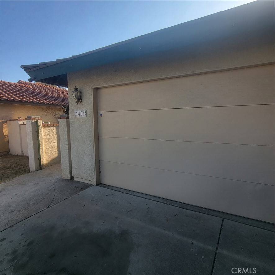 Colton, CA 92324,1401 Cherrytree RD